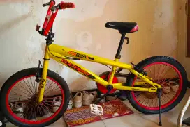 sepeda BMX element