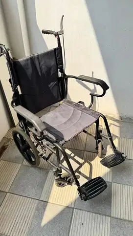 Kursi Roda kondisi masih bagus