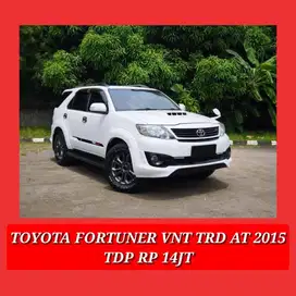 TOYOTA FORTUNER VNT TRD AT TH 2015