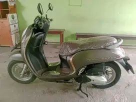 Scoopy stylish 2021 keyless/ remote