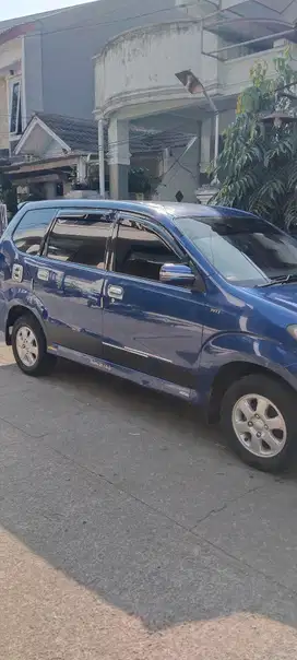 Toyota Avanza 2004 Bensin
