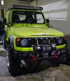 Jimy 83 4x4 asli stnk 4 WD AC,PS,Vrac ban31, winch