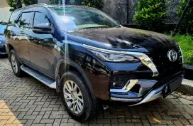 Toyota Fortuner VRZ 2.8 2022 Low KM