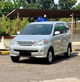 Toyota Avanza 1.3 G A/T 2005