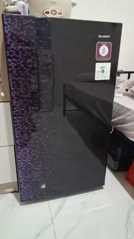 Kulkas 1 pintu merek sharp