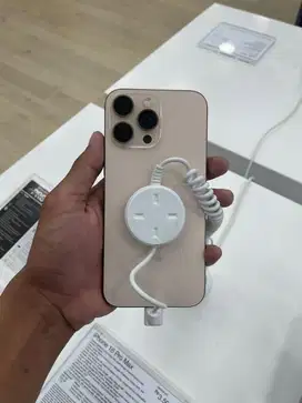 Open Kredit iPhone 16 Pro Max