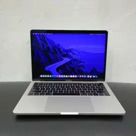 Macbook Pro TB 13-inch 2019 Core i5 - 2.4GHz RAM 8GB SSD 256GB