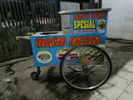 Jual Cepat Belum pernah dipakai Gerobak baso ikan