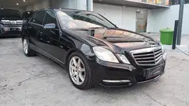 MERCY E250 2012 HITAM