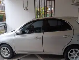 Nissan March 2011 Bensin