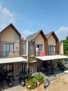 Rumah 2 Lantai dilokasi strategis Cinangka Sawangan Depok