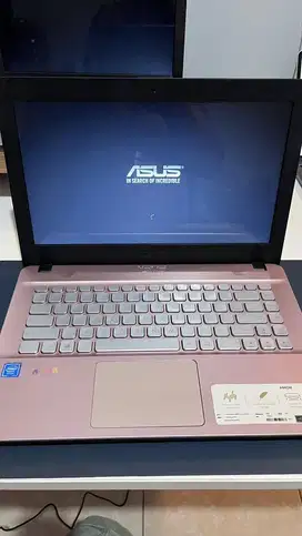 Asus laptop Pink