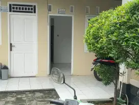 Rumah kontrakan nyaman & strategis