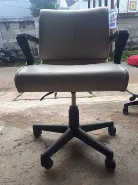 Kursi Kantor preloved