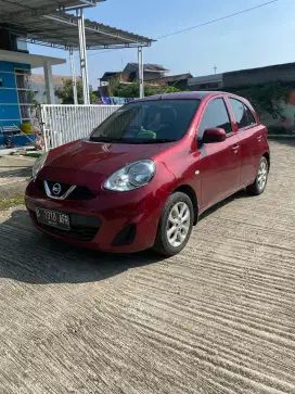 Nissan March A.T
