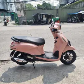 Yamaha Grand Filano 125 Keyless 2024 / 2025 bln 12 Gress bisa kredit