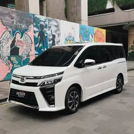 SUPER ISTIMEWA!!! TOYOTA VOXY 2.0 AT 2019