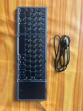 Foldable Keyboard Touchpad Lipat 3 Mini