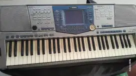Key board Yamaha PSR 1100