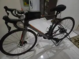 Jual sepeda bekas polygon stratos s6