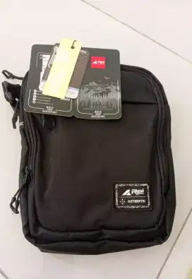 Tas selempang rei hritage