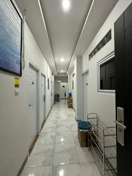 Rumah Kosan Di Pasar Baru-Jumlah Kamar 27+1-Kamar Terisi Full