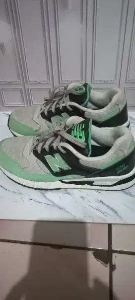 SEPATU NB 530 ENCAP