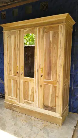 Jual Lemari Tiga Pintu Kayu Jati Full