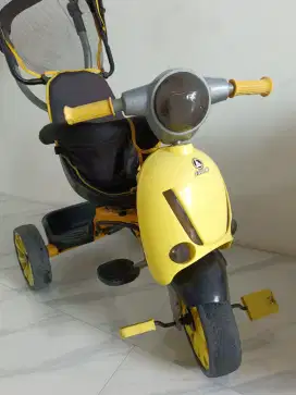 Dijual Sepeda Anak Roda 3 merk Exotic siap pakai