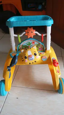 Mainan anak baby Walker