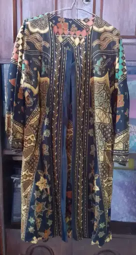 Outer Batik Cantik