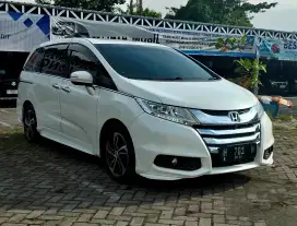 HONDA ODYSSEY E PRESTIGE MATIC 2015