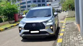 Km39rb toyota avanza veloz q cvt non tss 2023 silver