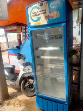 Jual showcase jumbo