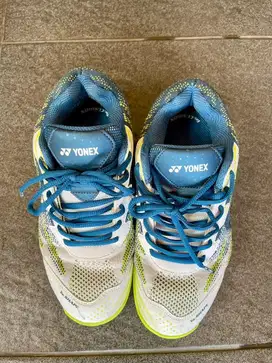 Jual Sepatu Badminton Yonex