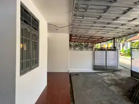 Rumah 05 Dikontrakkan Daerah Strategis Cilandak Jakarta Selatan