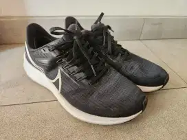 Nike Pegasus 39 Ukuran 41 (26 cm) Ori