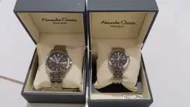 Jual jam tangan sepasang.