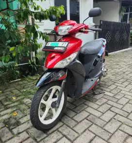 Yamaha Mio J 2013 Merah-Hitam