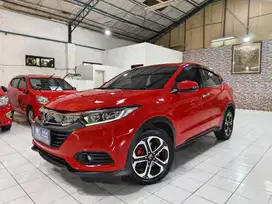 ( Low km) Honda HRV E Facelift 1.5 Bensin AT 2019 Merah