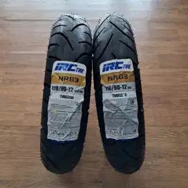 BAN IRC NR83 TUBELESS 110/90 -12 64L (MJB22)