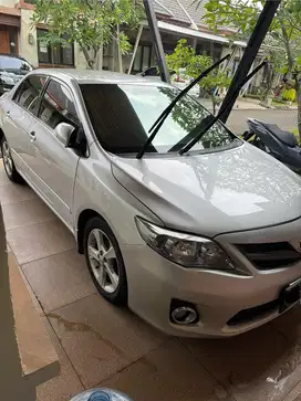 Dijual Toyota Altis tahun 2012 type V matic