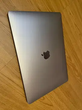 Jual second Macbook Air M1 2020