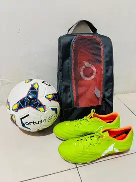 Sepatu bola soccer ortuseight premium/size 42