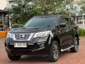Nissan Terra VL matic AT 2018 hitam