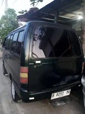 Mobil pribadi Suzuki carry Futura 1.3
