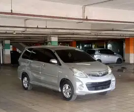 Toyota Avanza Veloz Airbag Matic