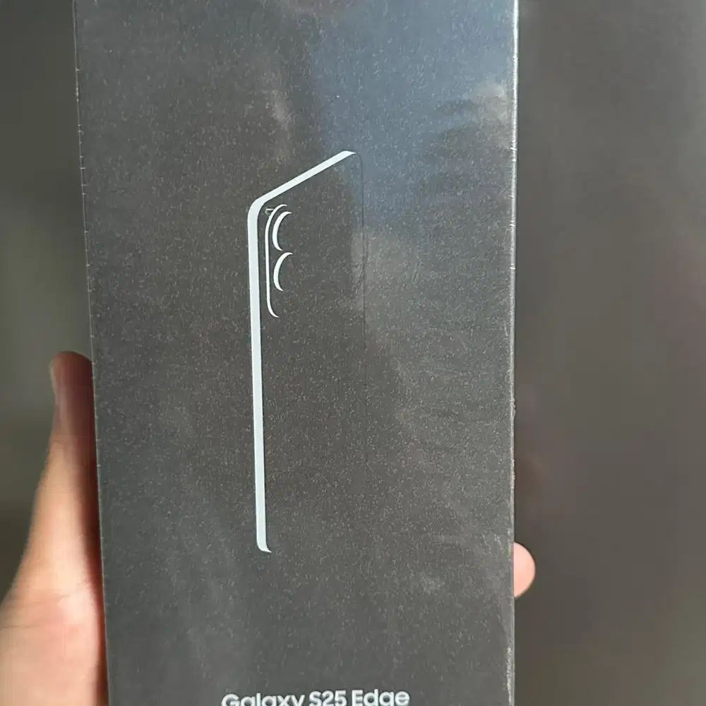 NEW ! Samsung Galaxy S25 Edge - Jet Black (12GB RAM / 256GB Storage)