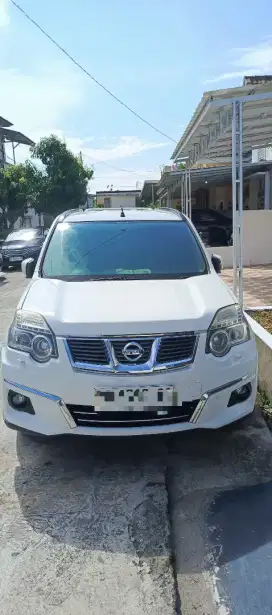 Nissan X-Trail 2013 Bensin