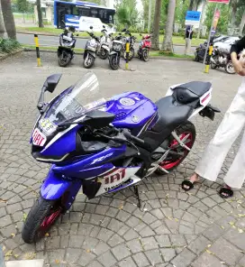 YAMAHA R15 V3 (Bonus Knalpot + Single Seater)